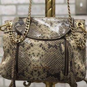 SALE✨Cynthia Rowley Snakeskin leather bag 😍